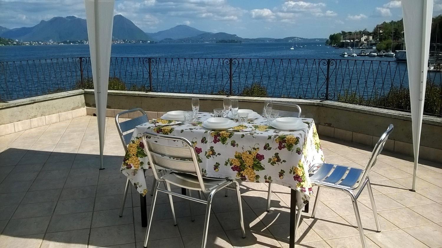 דירות באוונו Casa Domenica מראה חיצוני תמונה